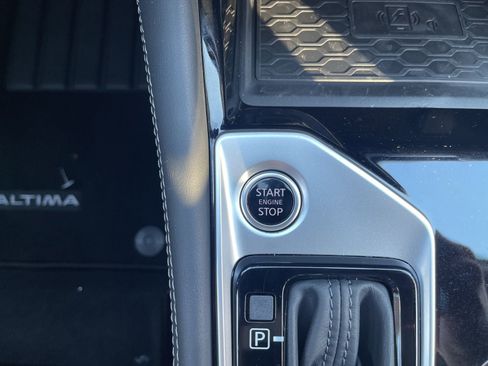 New 2025 Nissan Altima 2.5 SL image 30