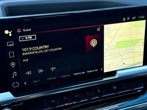 New 2026 GMC Sierra 1500 SLE w/ LPO, Black Badging Package image 16