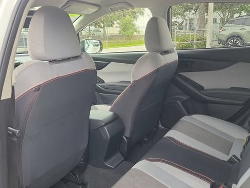 Used 2019 Subaru Crosstrek 2.0i Premium AWD/4WD image 11