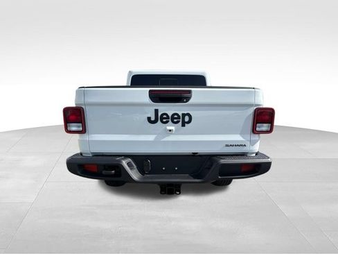 New 2026 Jeep Gladiator Sport AWD/4WD image 13