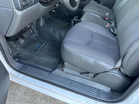 Used 2004 Chevrolet Silverado 2500 W/T image 11