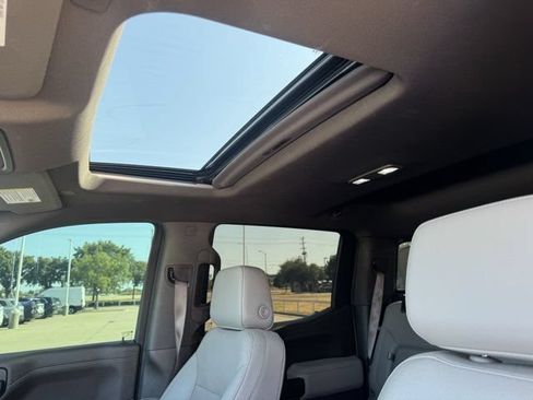 Used 2021 GMC Sierra 1500 SLT AWD/4WD image 34