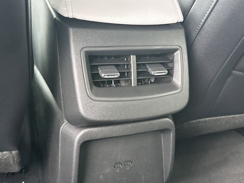 New 2026 Chevrolet Equinox EV LT image 25