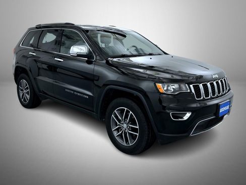 Used 2018 Jeep Grand Cherokee Limited image 3