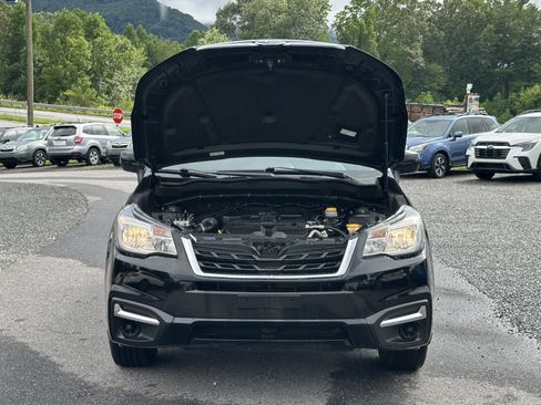 Used 2017 Subaru Forester 2.5i Premium w/ All-Weather Package AWD/4WD image 19