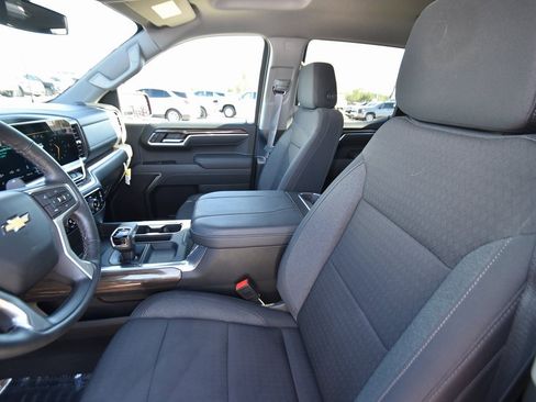 New 2025 Chevrolet Silverado 1500 LT w/ Z71 Off-Road Package image 9