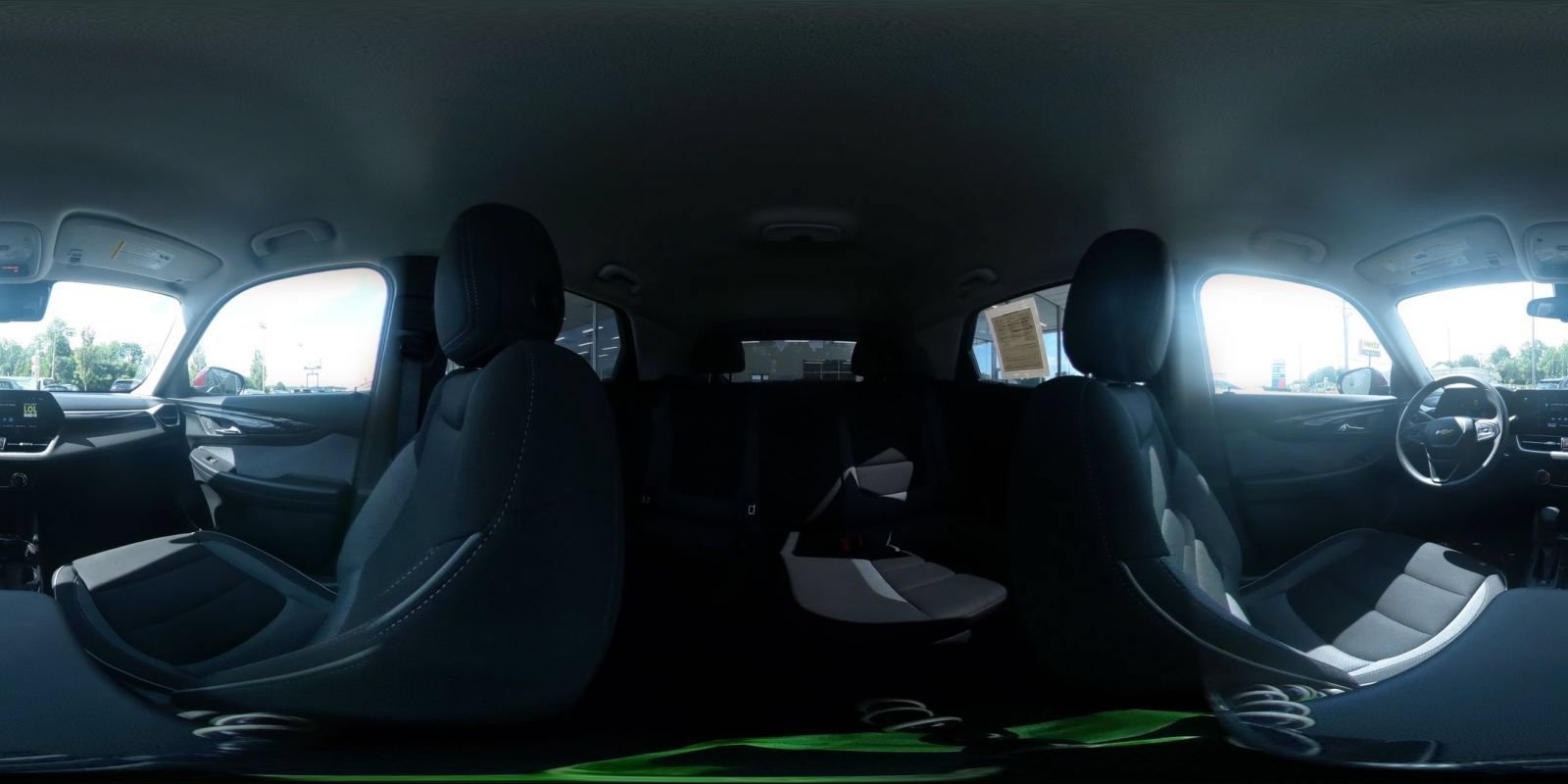 Used 2025 Chevrolet TrailBlazer LT FWD image 36