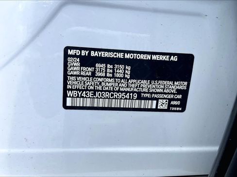 Used 2024 BMW i7 eDrive50 RWD image 35
