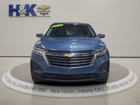 Used 2024 Chevrolet Equinox LS FWD image 2