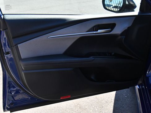 Used 2025 Toyota Camry SE w/ Convenience Package FWD image 14