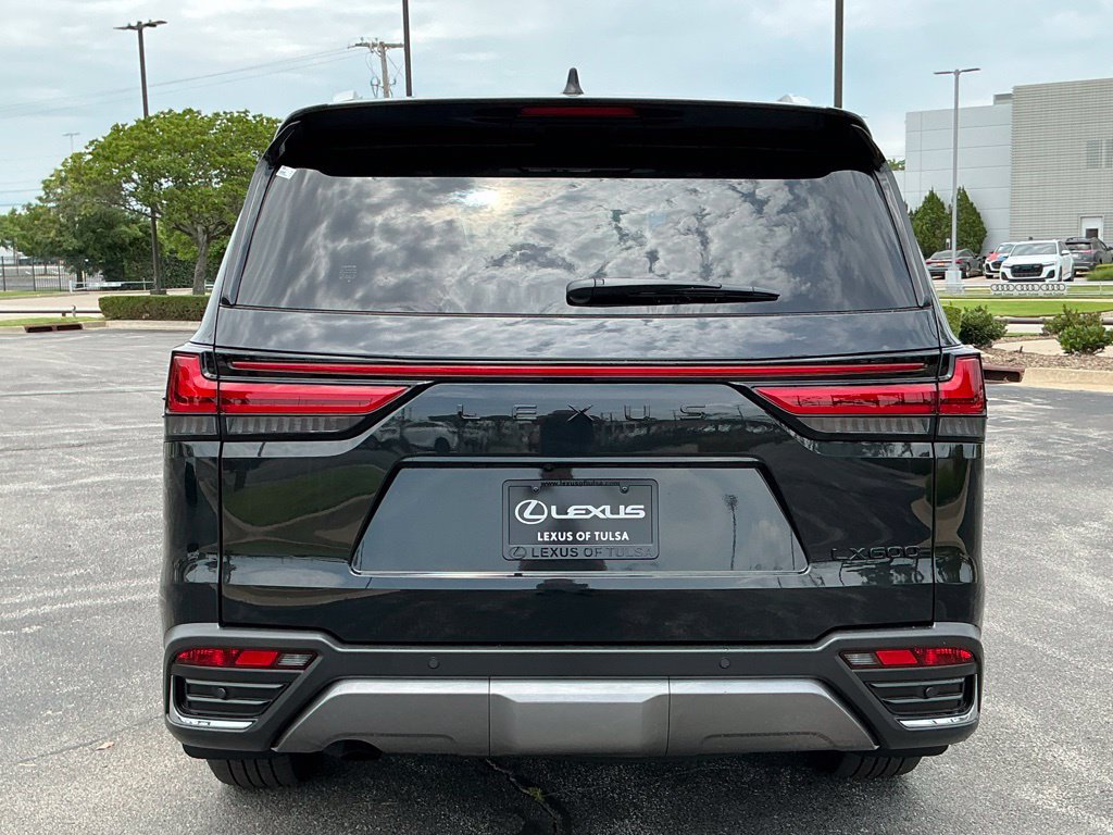 New 2026 Lexus LX 600 4WD w/ Accessory Package (2T) image 4