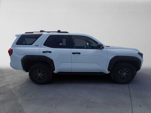 Certified 2025 Toyota 4Runner SR5 AWD/4WD image 2