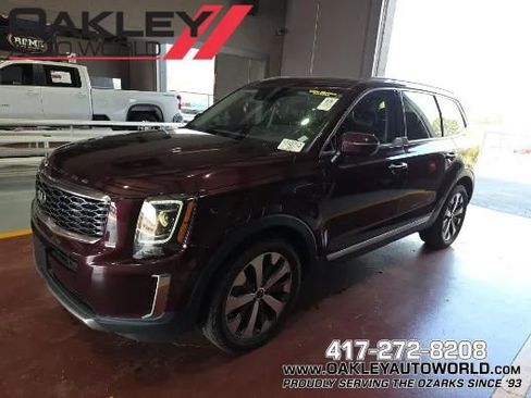 Used 2021 Kia Telluride S image 1