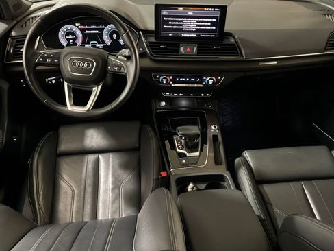 Used 2023 Audi Q5 2.0T Premium Plus w/ Premium Plus Package AWD/4WD image 12