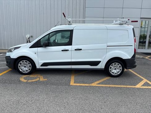 Used 2017 Ford Transit Connect XL FWD image 2
