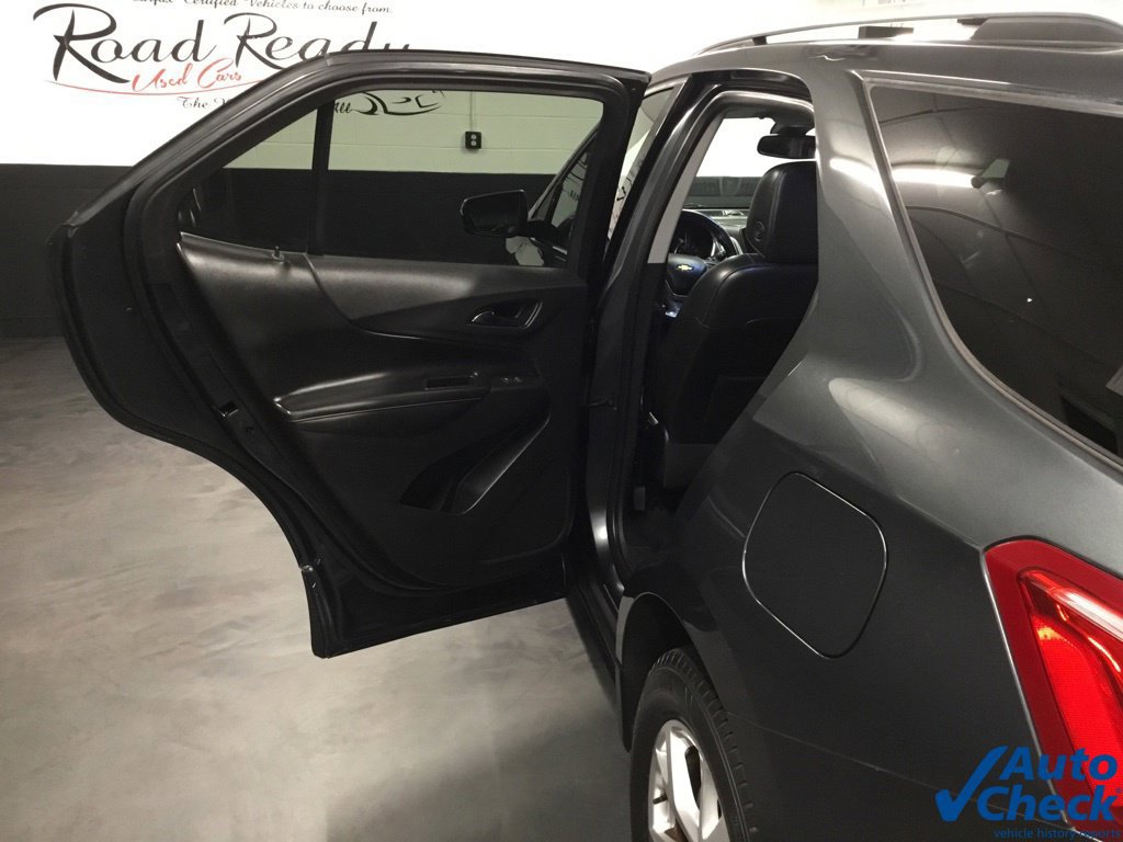 Used 2018 Chevrolet Equinox Premier w/ Infotainment II Package AWD/4WD image 27