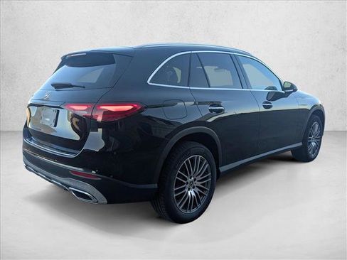 Used 2026 Mercedes-Benz GLC 300 image 5