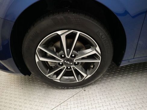 Used 2024 Kia Forte LXS FWD image 26