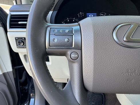 Used 2014 Lexus GX 460 w/ Premium Package AWD/4WD image 15