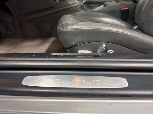 Used 2005 Porsche 911 Carrera image 12
