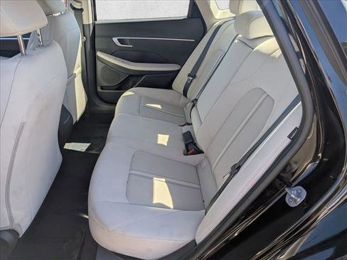 Used 2025 Hyundai Sonata SEL FWD image 16