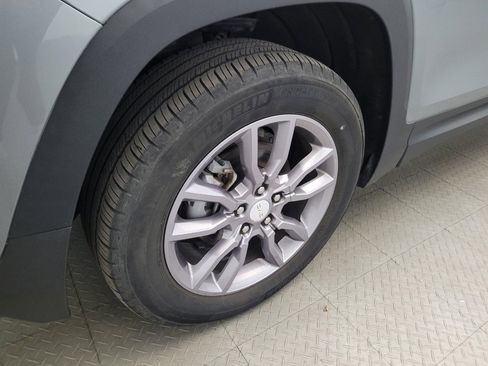 Used 2023 GMC Terrain SLT AWD/4WD image 31