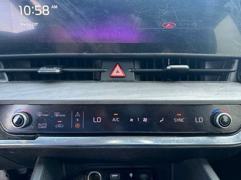 Used 2023 Kia Sportage X-Line w/ X-Line Premium Package AWD/4WD image 14
