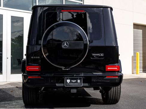 Used 2025 Mercedes-Benz G 550 image 10