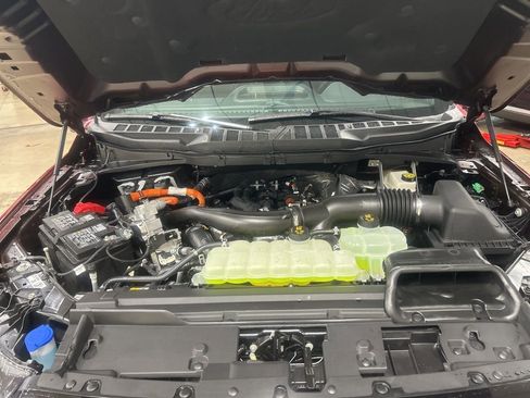 New 2025 Ford F150 Lariat w/ Equipment Group 501A Mid image 33