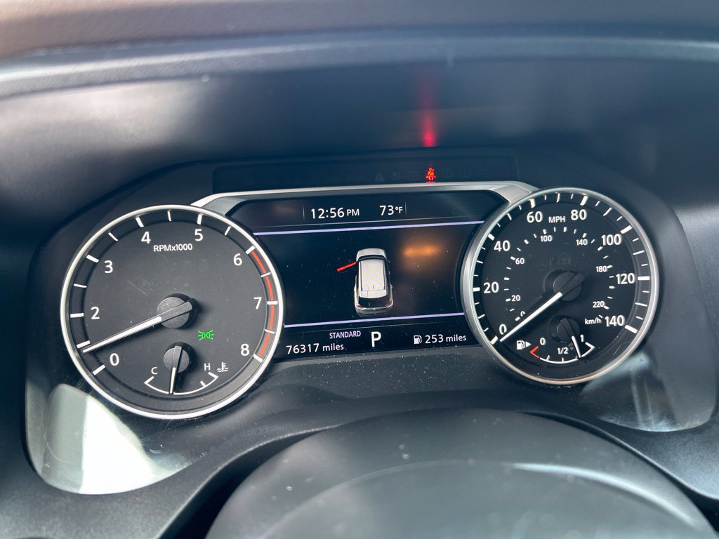 Used 2022 Nissan Rogue SV FWD image 7