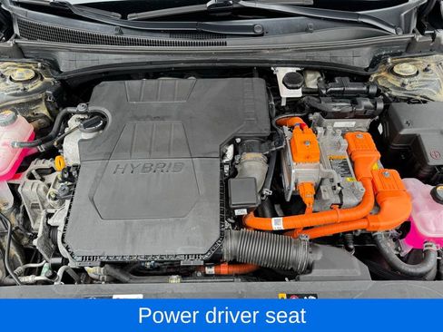 Used 2023 Hyundai Elantra Limited image 11