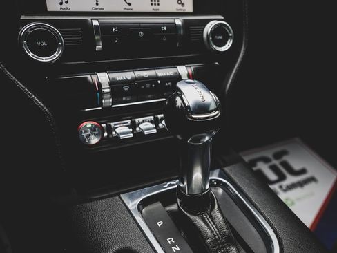 Used 2018 Ford Mustang Coupe w/ Equipment Group 101A image 10