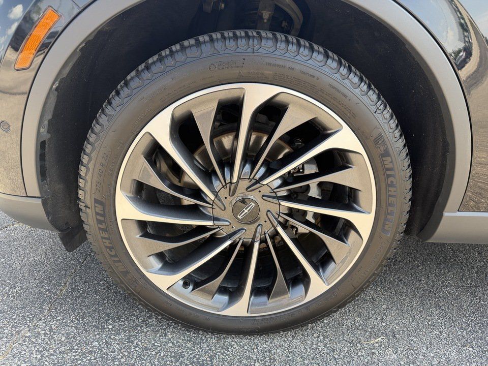 Used 2020 Lincoln Aviator Reserve w/ Equipment Group 202A AWD/4WD image 9