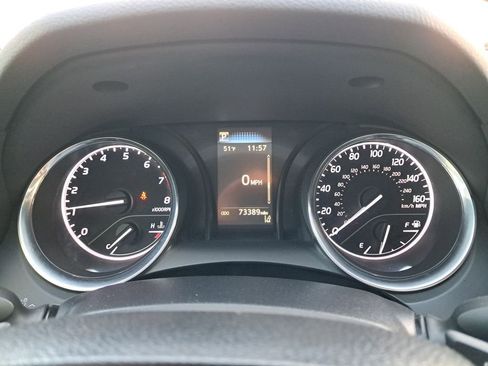 Used 2019 Toyota Camry L image 20