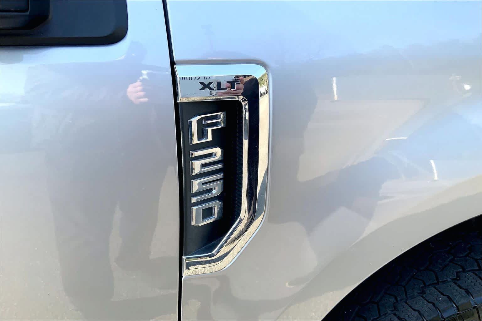 Used 2022 Ford F250 XLT AWD/4WD image 10