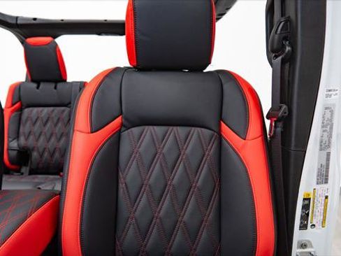 Used 2026 Jeep Wrangler Unlimited Sport image 3