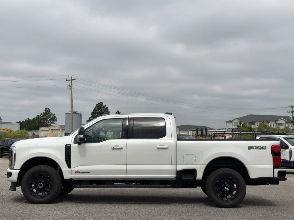 New 2027 Ford F350 Lariat w/ Black Appearance Package AWD/4WD image 7