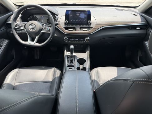 Used 2019 Nissan Altima 2.5 SL FWD image 4