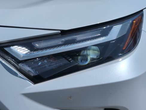 Certified 2023 Toyota RAV4 XLE Premium AWD/4WD image 6
