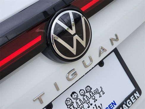 New 2026 Volkswagen Tiguan S image 7