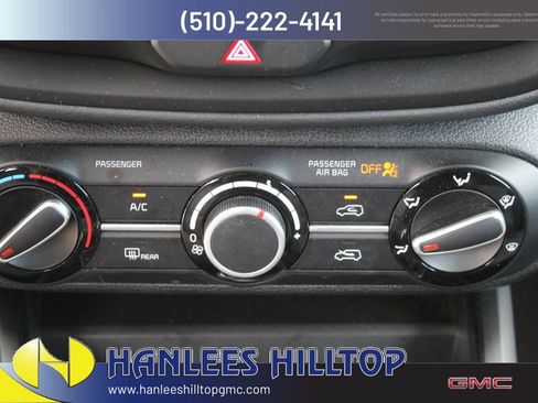 Used 2025 Kia Soul S FWD image 21