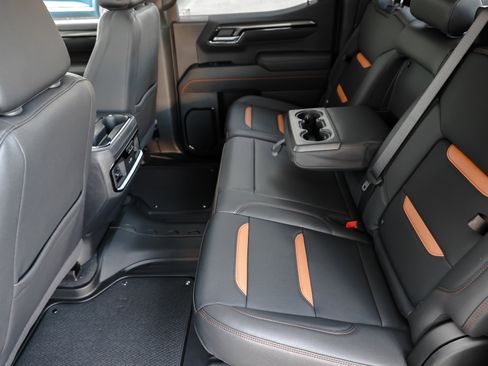 New 2026 GMC Sierra 1500 AT4 w/ AT4 Premium Package image 20