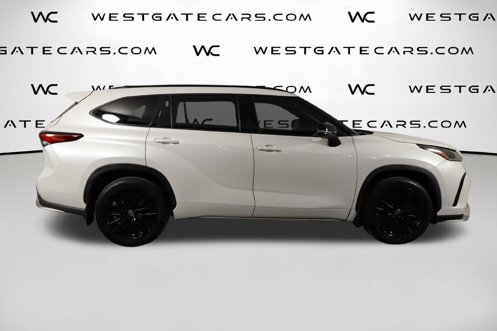 Used 2023 Toyota Highlander XSE FWD image 46