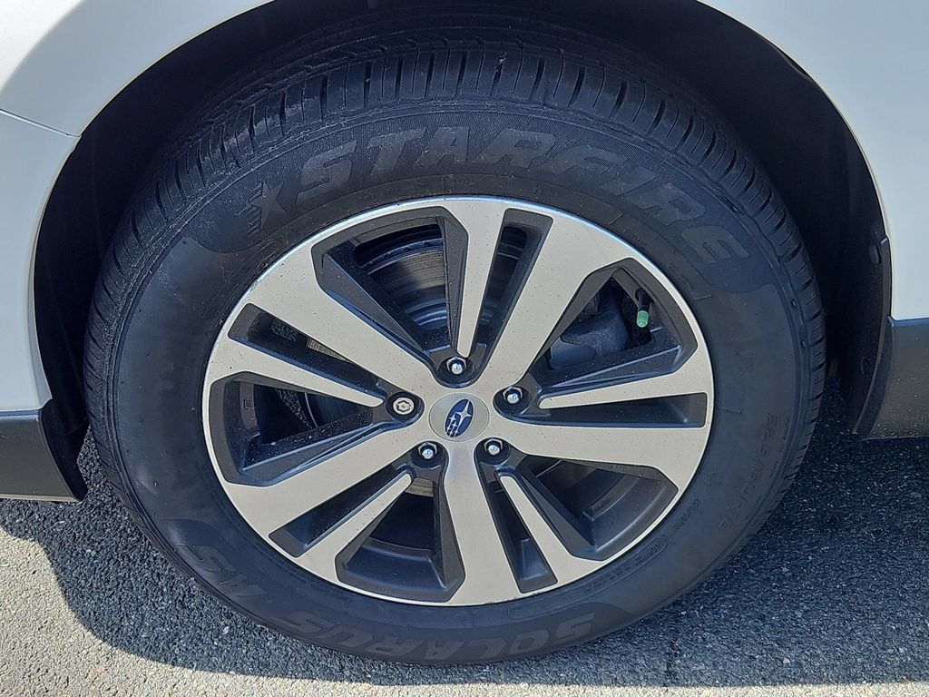 Used 2019 Subaru Outback 2.5i Limited AWD/4WD image 7