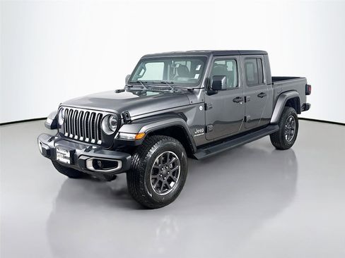 Used 2022 Jeep Gladiator Overland w/ Popular Equipment Package image 4