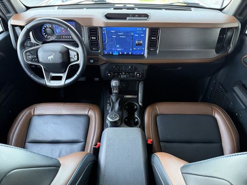 Used 2024 Ford Bronco Outer Banks image 33