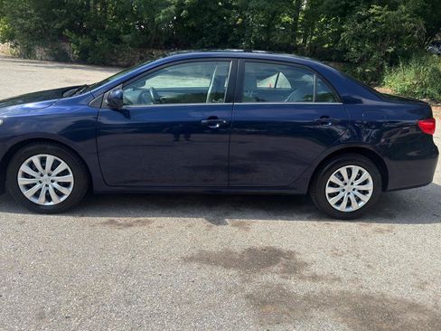 Used 2013 Toyota Corolla LE FWD image 8