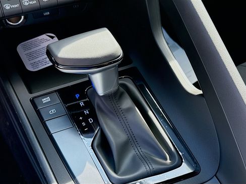 New 2026 Hyundai Elantra Sport FWD image 13