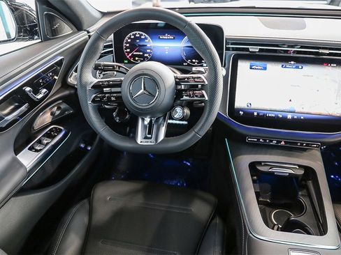 New 2025 Mercedes-Benz E 53 AMG e 4MATIC Sedan image 17