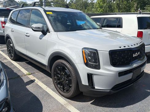 Used 2022 Kia Telluride EX w/ EX Premium Package AWD/4WD image 1